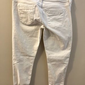 Guess white skinny jeans